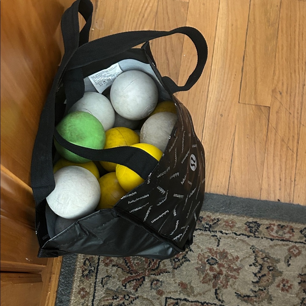 Lacrosse balls - Picture 2 of 2